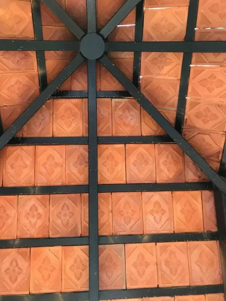 Ceiling Pattern 5
